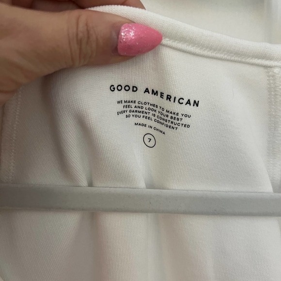 Good American white ribbed Henley bodysuit new with tags size 7 - Picture 8 of 8